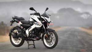 कॉलेज बाइक्स 2024, बेस्ट बाइक कॉलेज स्टूडेंट्स, Yamaha MT-15 V2, Honda Hornet 2.0, TVS Apache RTR 160 4V, Bajaj Pulsar NS160, Suzuki Gixxer SF, 2024 बाइक फीचर्स, कॉलेज बाइक सेलेक्शन
